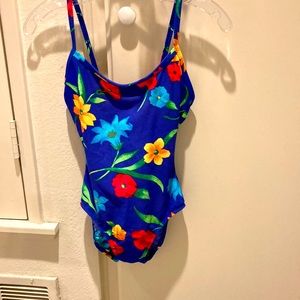 NWT- SALE -PRICE Reduced Cole of California swimsuit